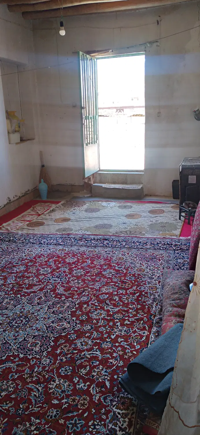 فروش خانه‌ی ویلایی در جوزان ملایر