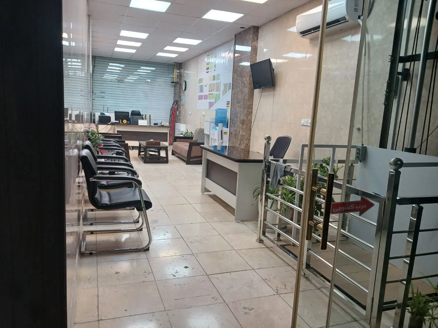کارگاه۶۵متری شهرک صنعتی شیخ اباد
