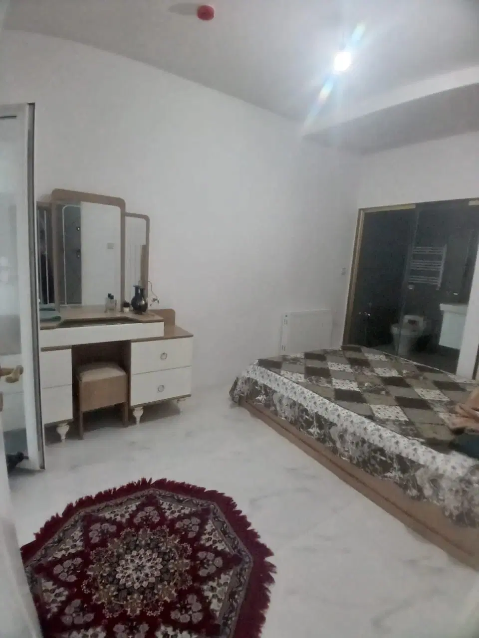 پنت‌هاوس لاکچری با ویوی ابدی دریا_۲۰۰مترروف سنددار