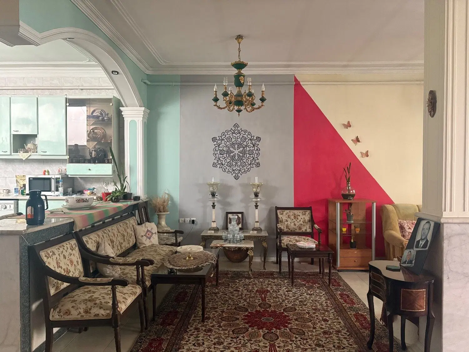 ملک زعفرانیه ۱۹۸ متر دو و نیم طبقه