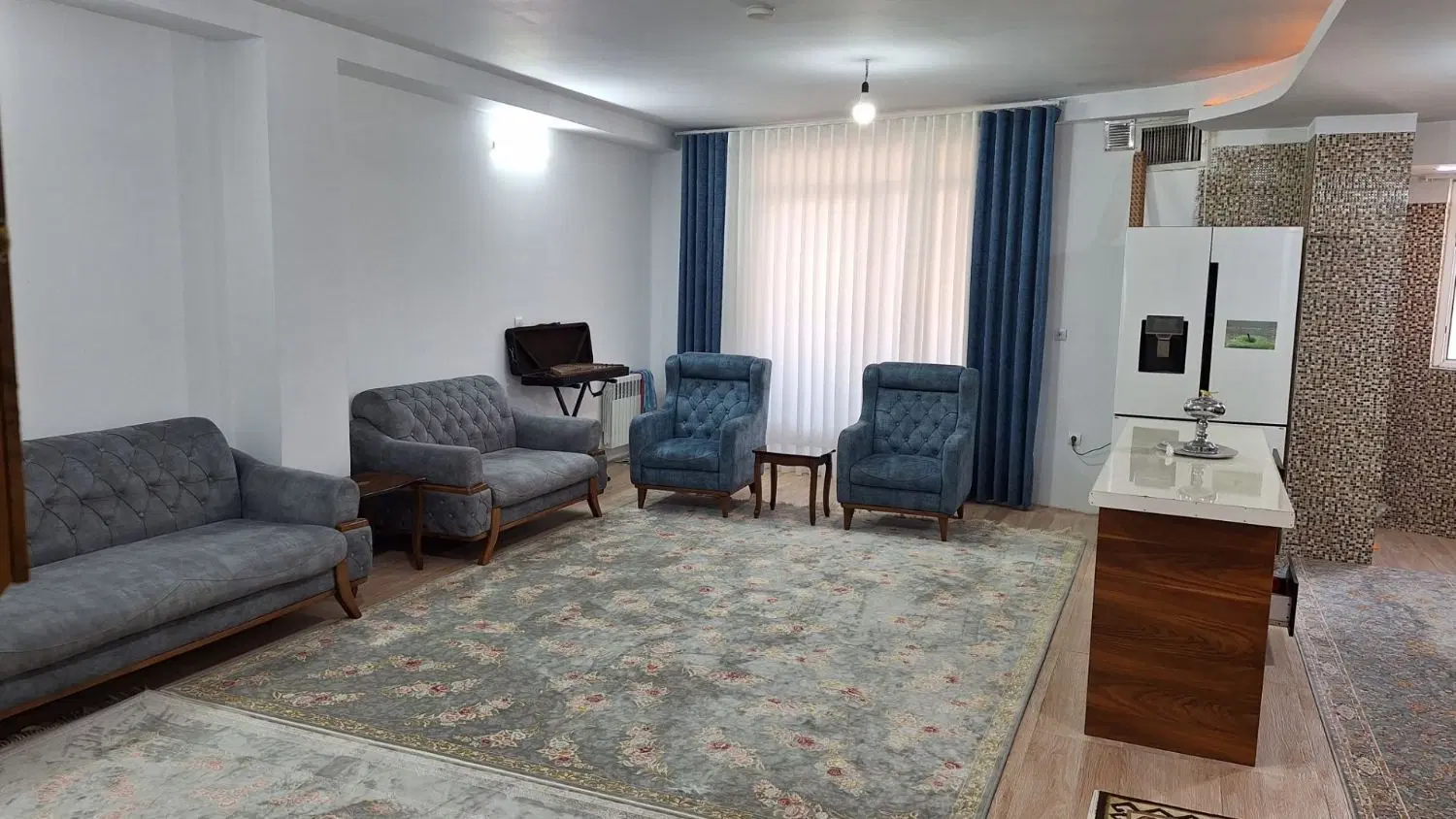 آپارتمان با سند تک برگ غرق نور