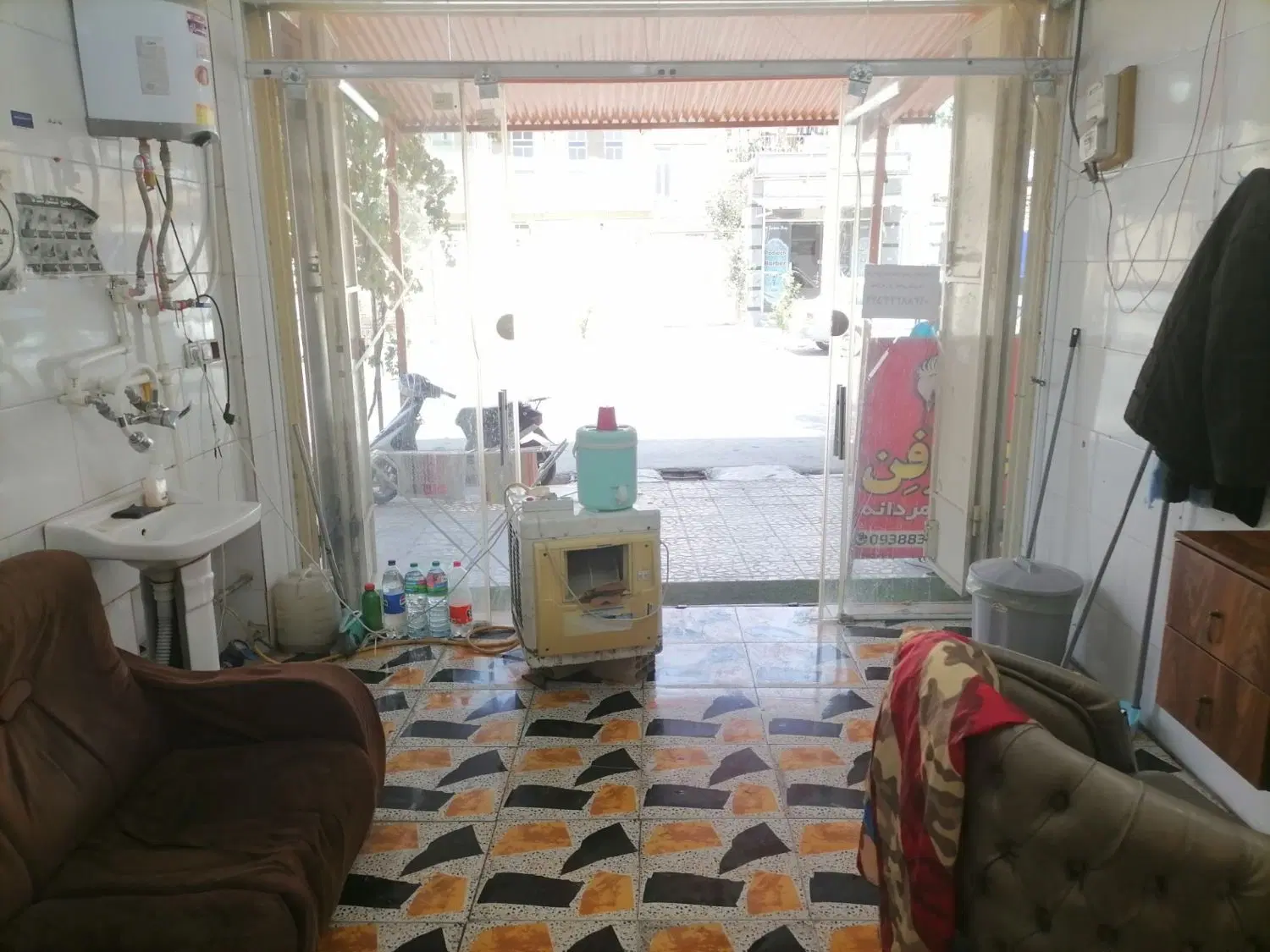 یک باب مغازه ۲۰ متری