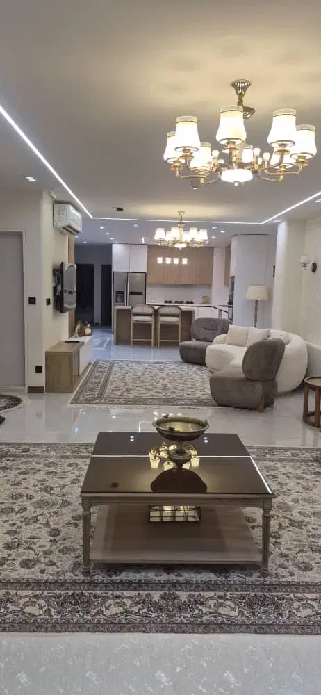 آپارتمان ۱۶۵ متری فدائیان یکم