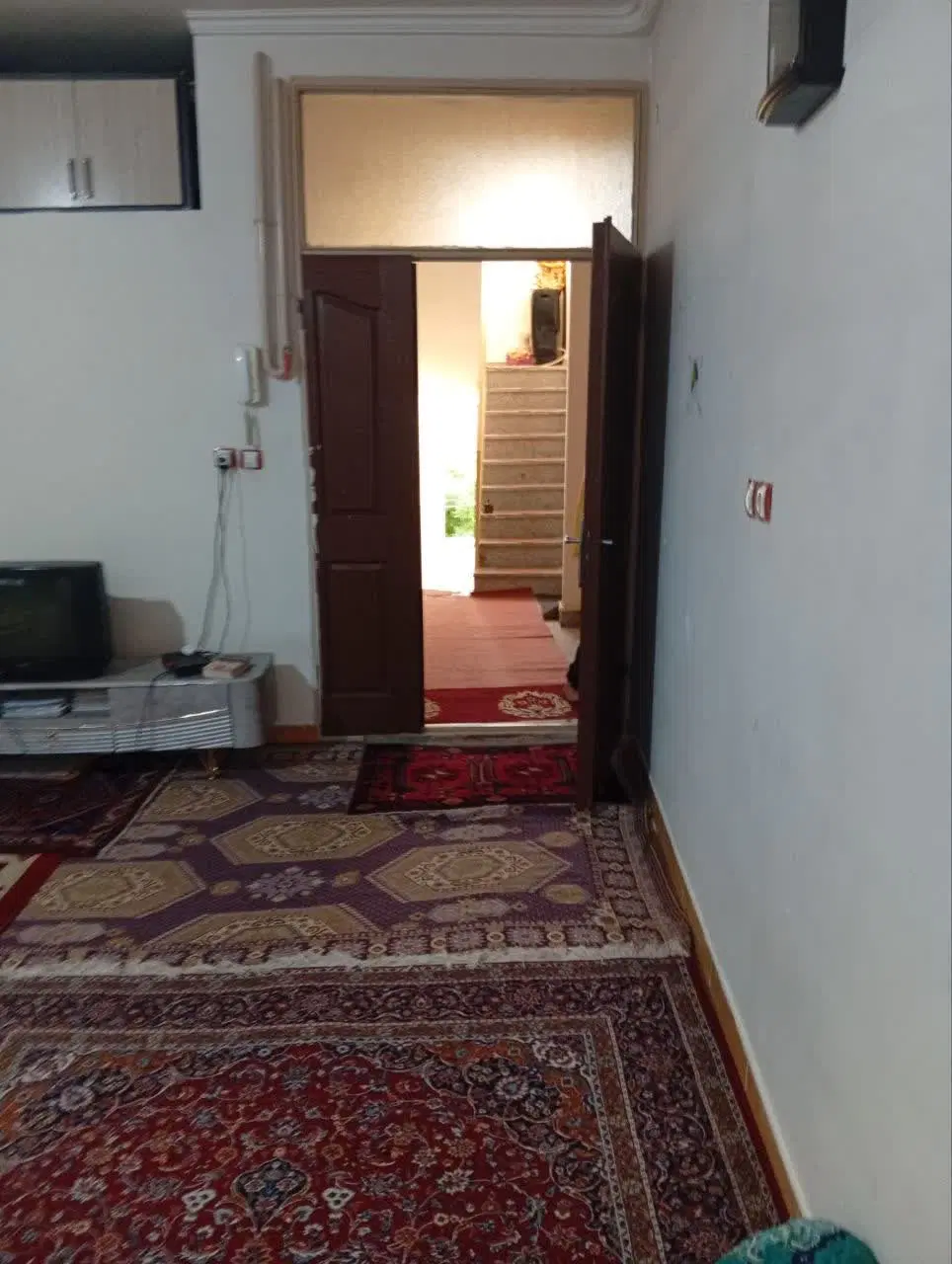 حیاط راه جدا امتیازات جدا اشرفی لاله