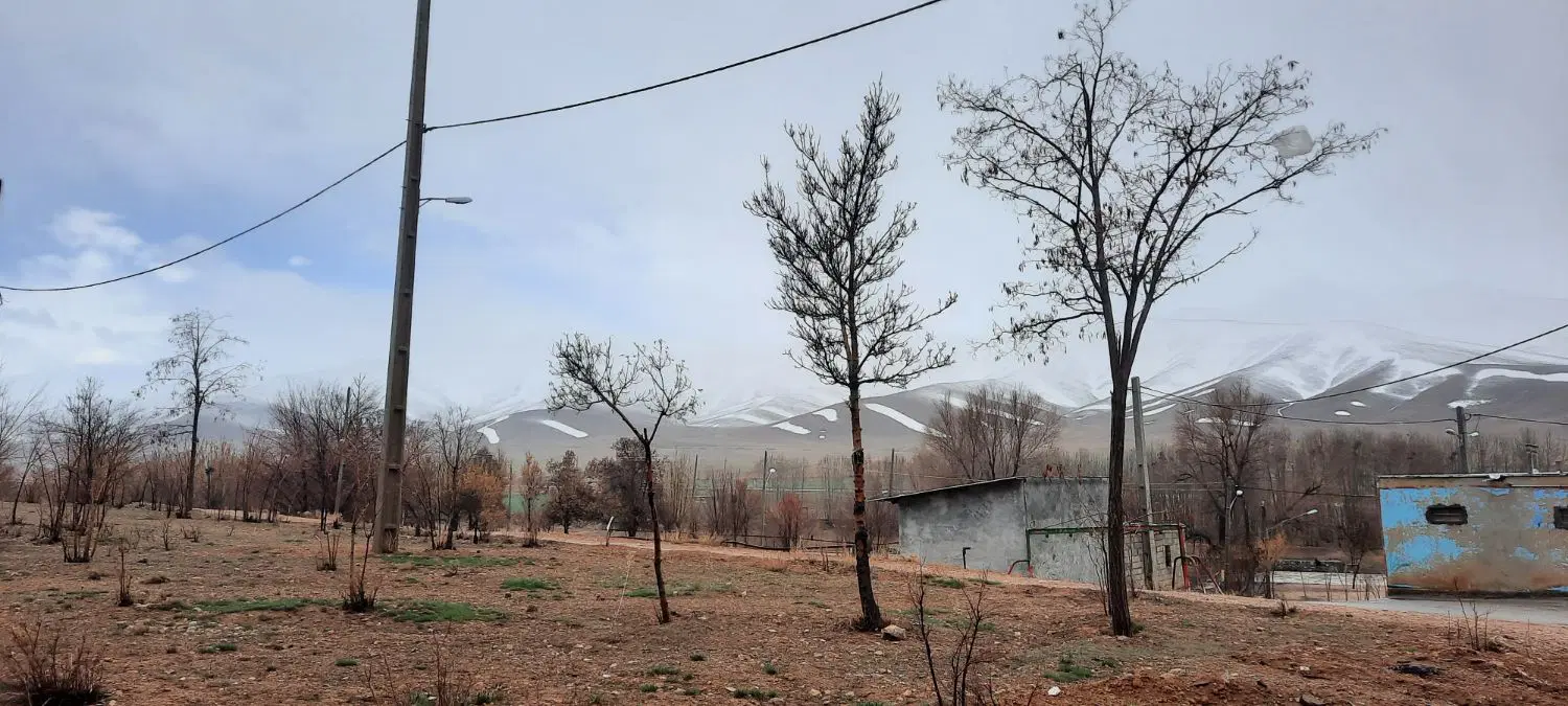 زمین کیانپارس