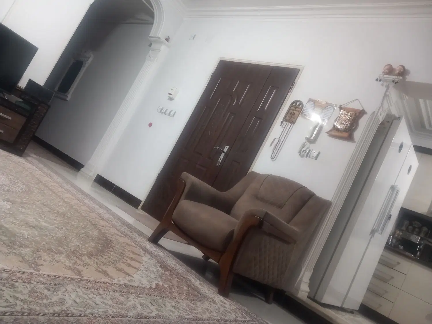 زمین فروشی