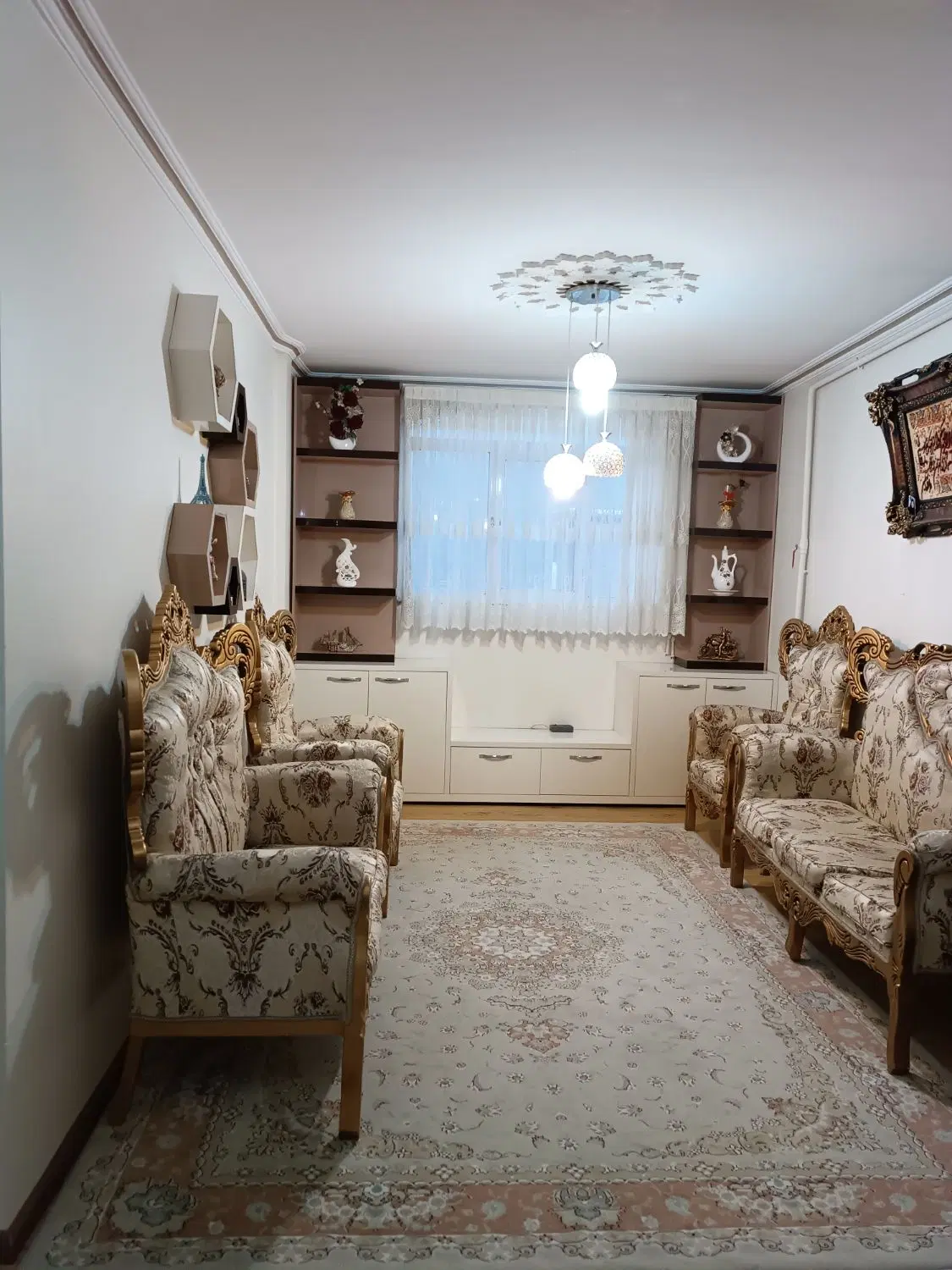 خانه شخصی ۳ طبقه
