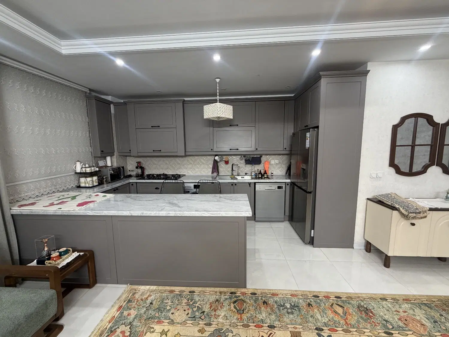 آپارتمان ۷۴ متری فول امکانات