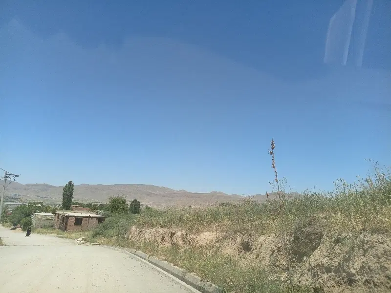 زمین فروشی