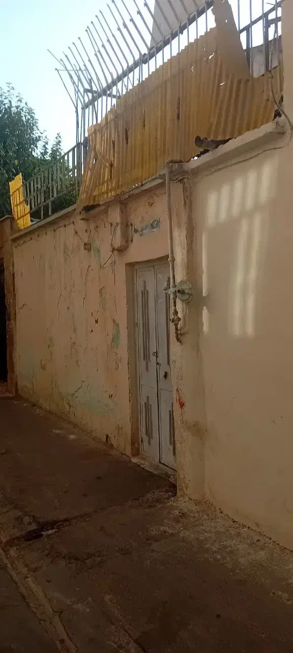 194 متر کلنگی