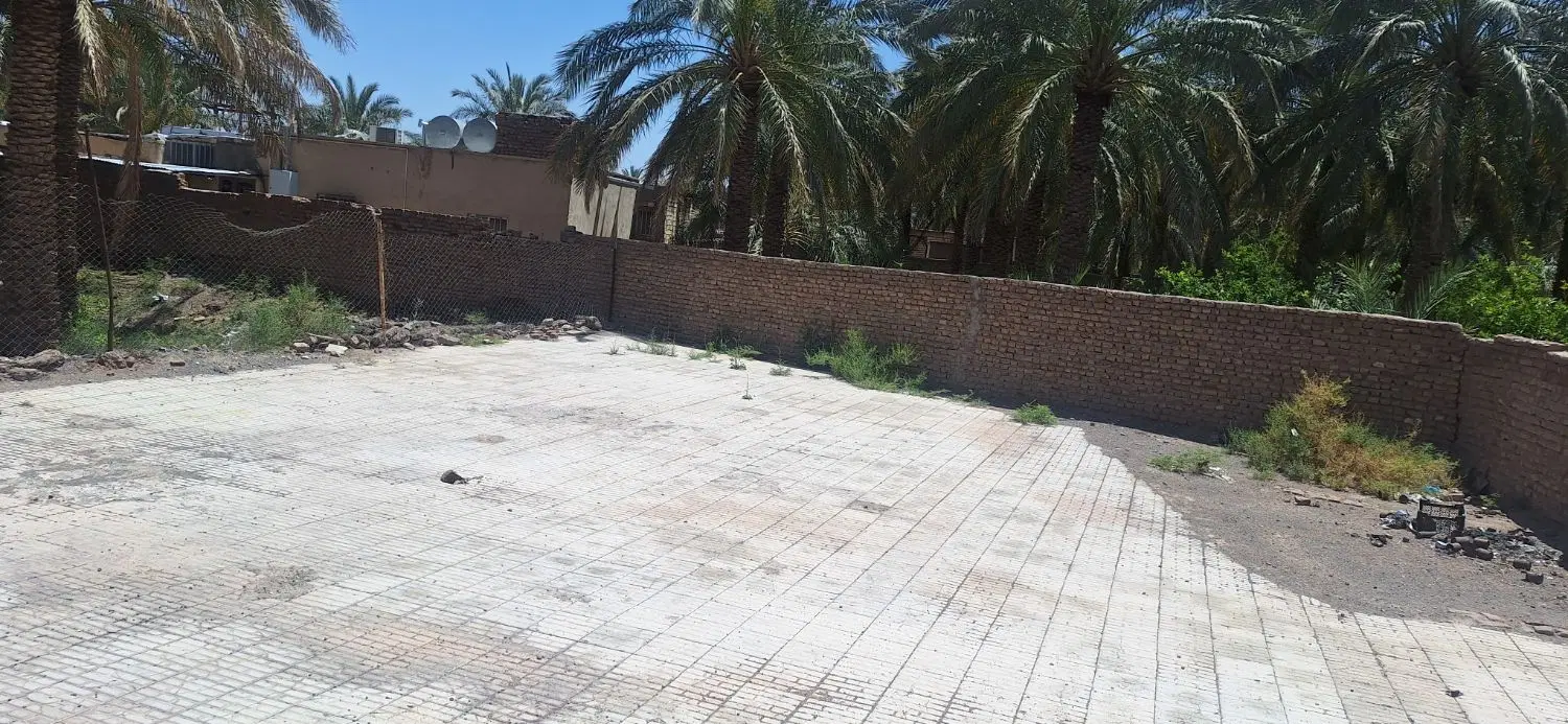 ۱۵۰ متر زمین مسکونی خام