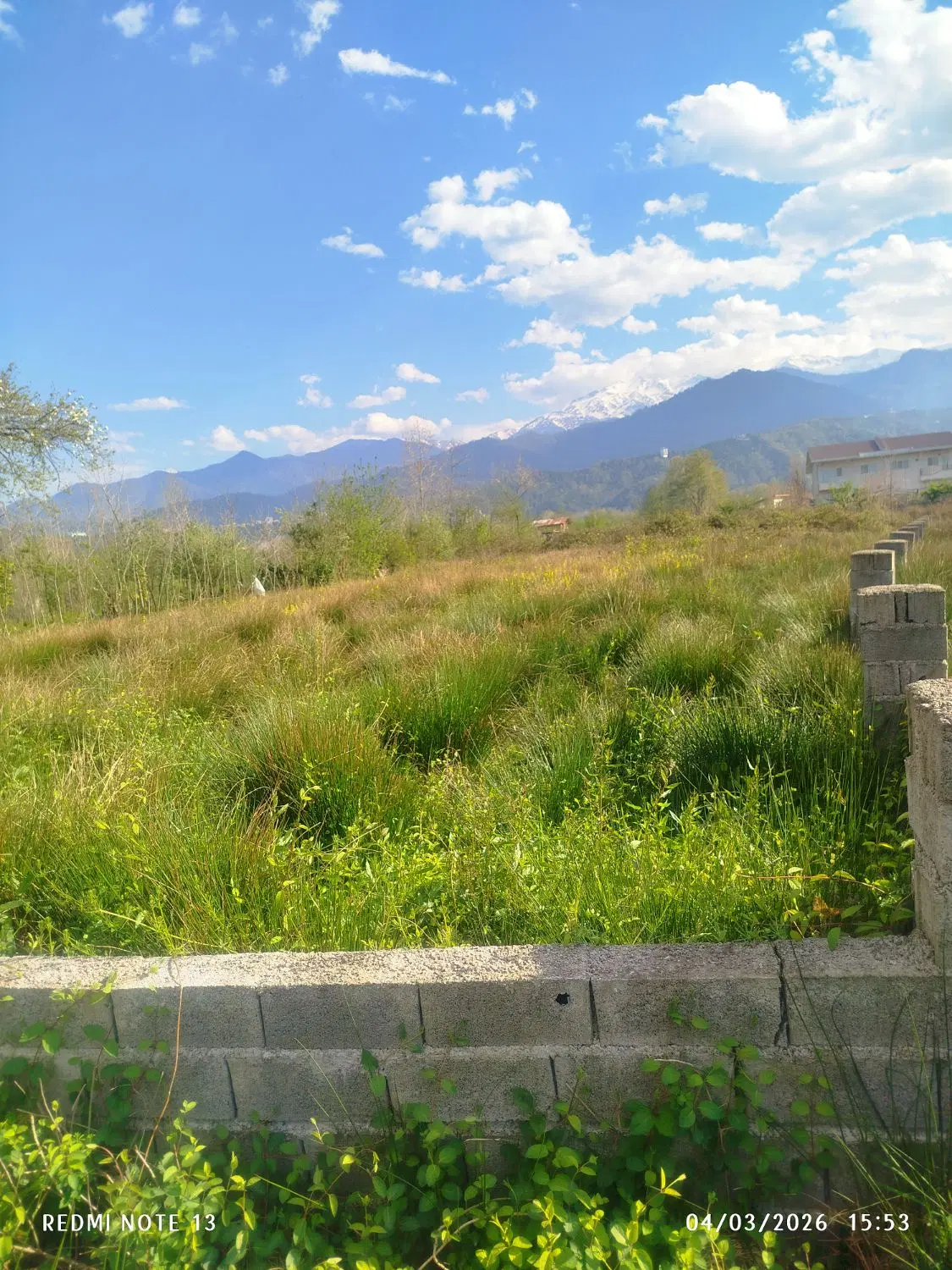 زمین با کاربری مسکونی سند دار