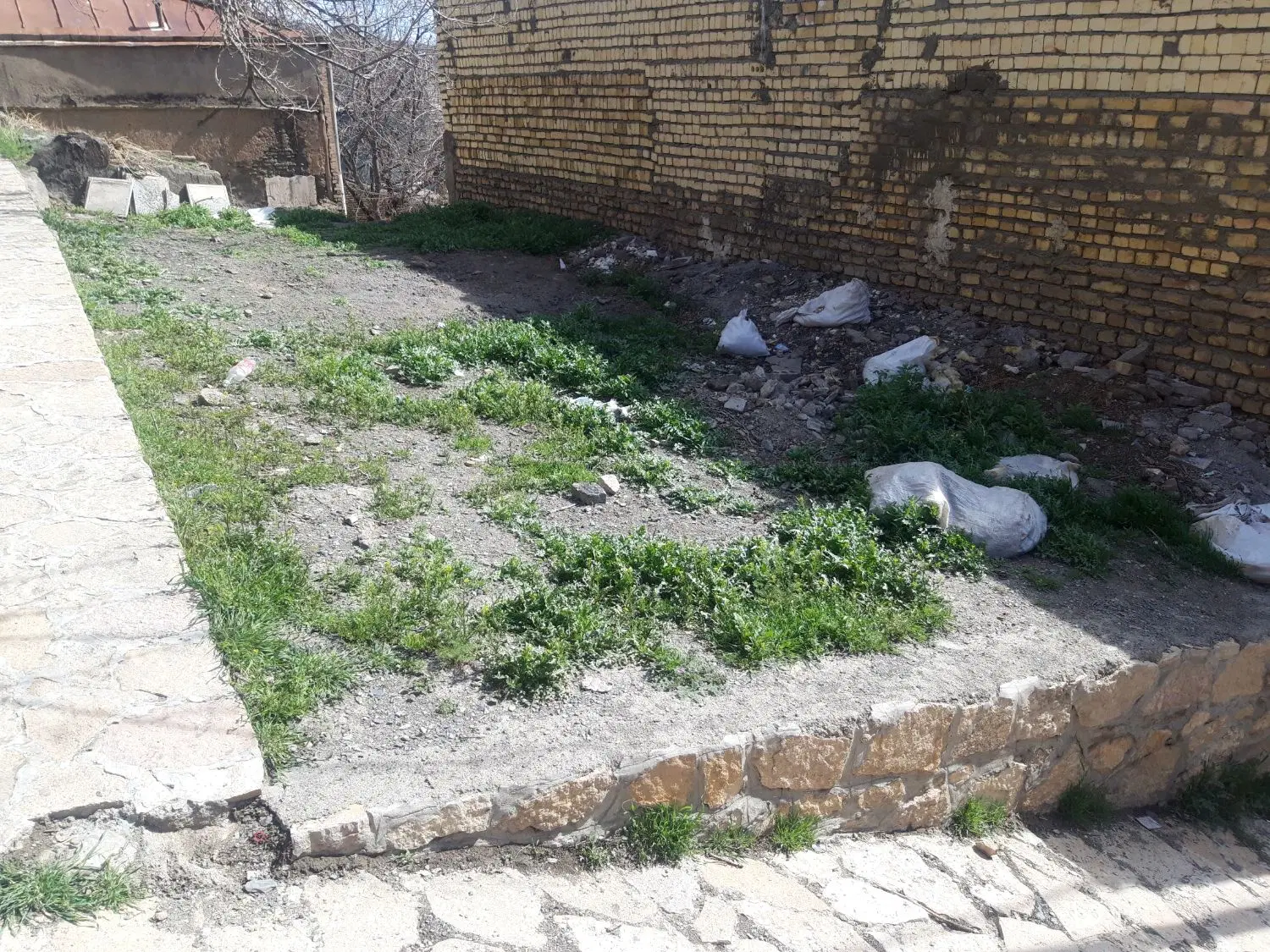 زمین سر دونبش ،قلفتی،اماده ساخت در جاغرق