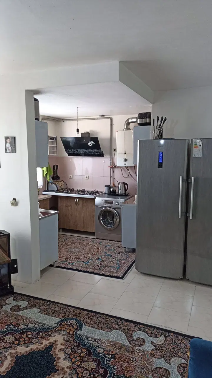 ۸۰ متری ۲ خواب مجتمع هست(آفتاب)