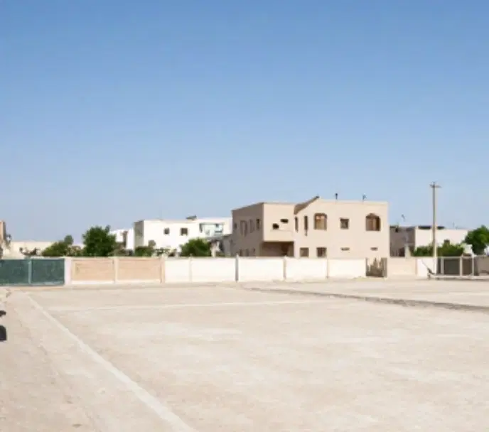 زمین ۵۶۲ متر