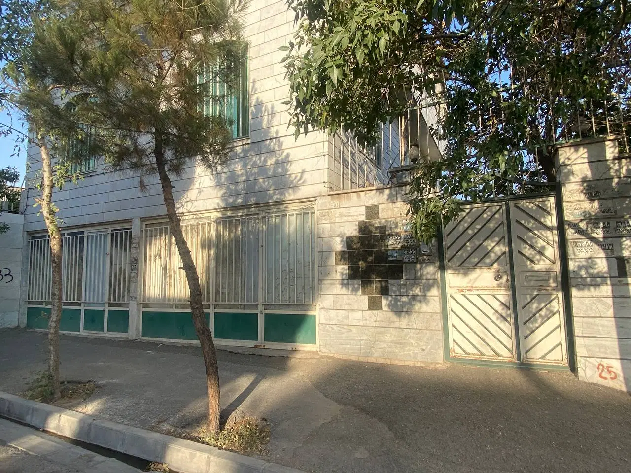 خانه ویلایی ۲۳۱ متر