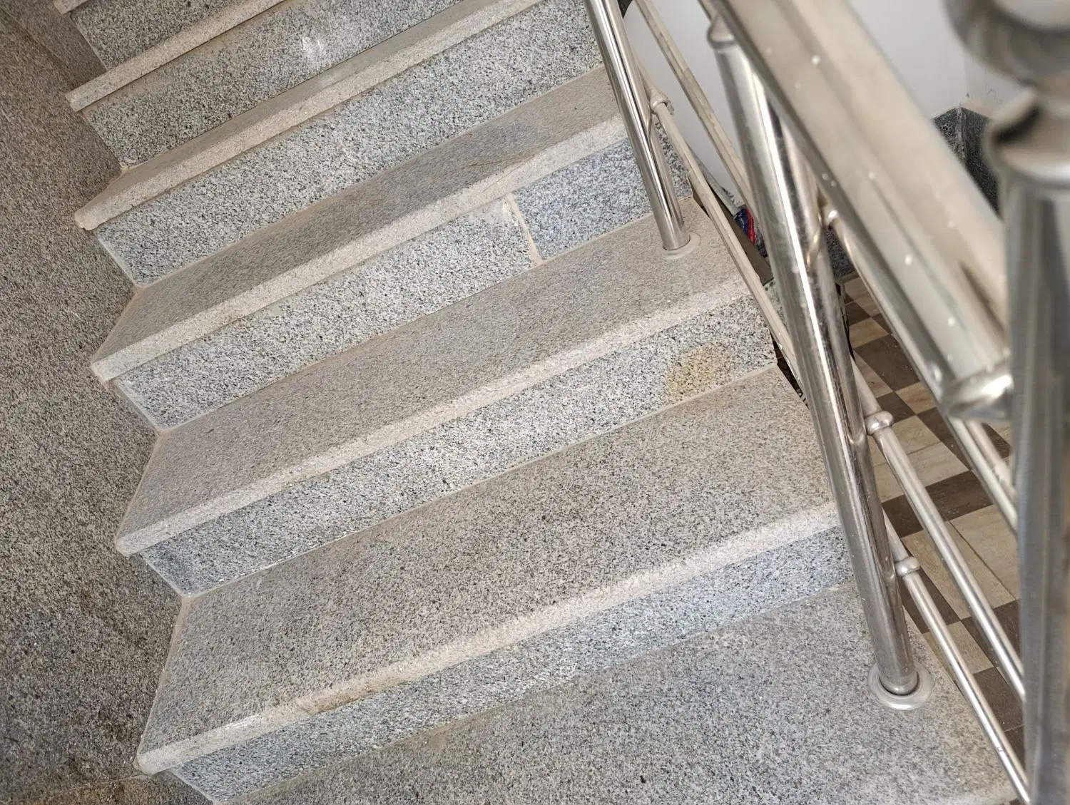 اسکلت دوطبقه