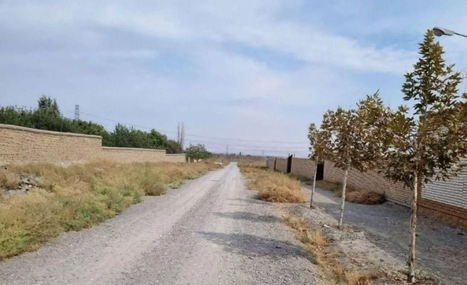 2000 متر زمین سنددار. باغی شاهنامه 14 کاشی فیروزه