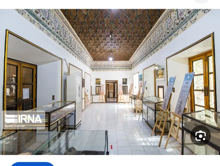 ویلایی ۱۸۰ متری _ سه خواب_شیک_میدان قرنی