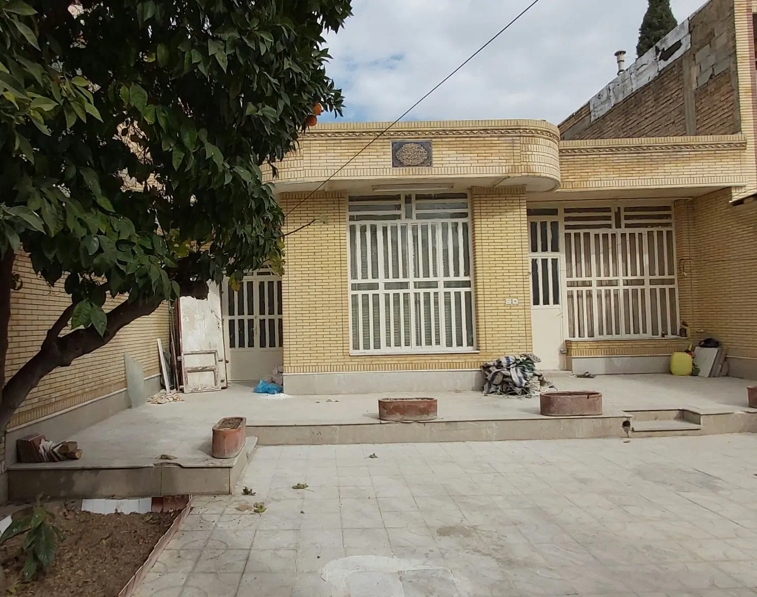 ویلائی 240 متری ابونصرغربی دلالی