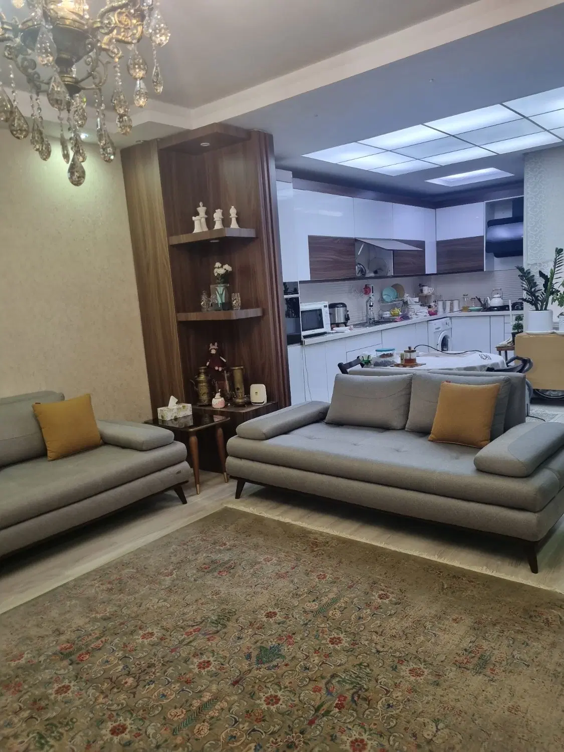 اجاره واحد۱۴۰متری خیابان فردوسی شمالی