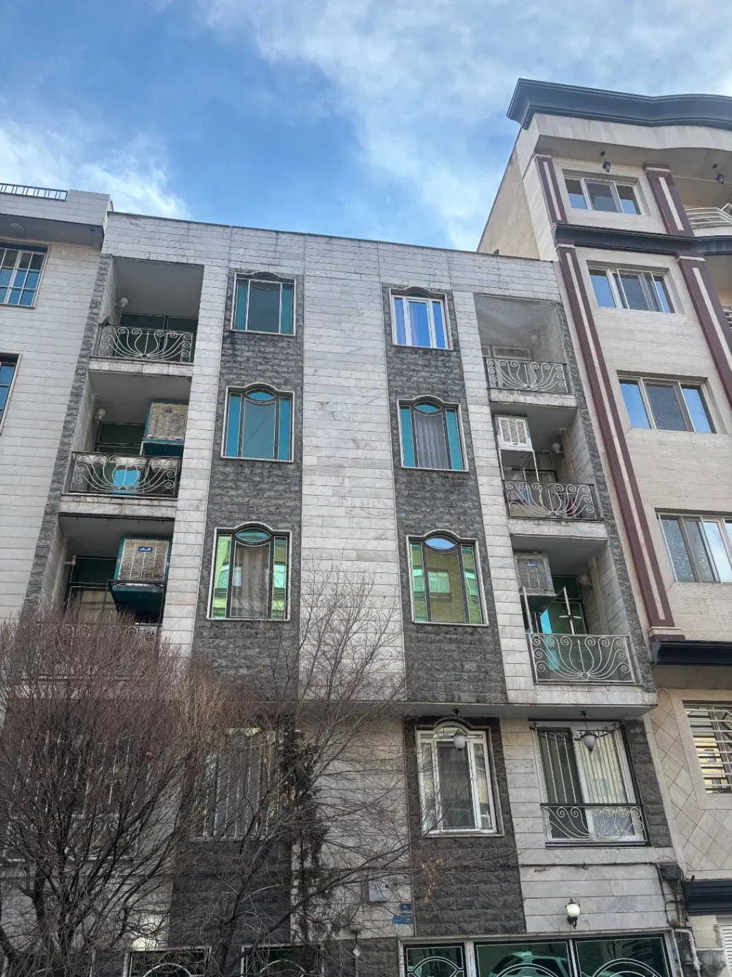 ۵۰متر یک خوابه با پارکینگ انباری در بلوار پروین