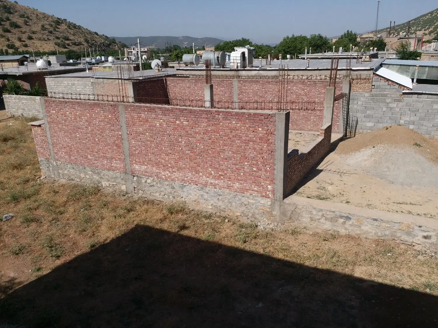 فروش منزل در حال ساخت در روستای شوی