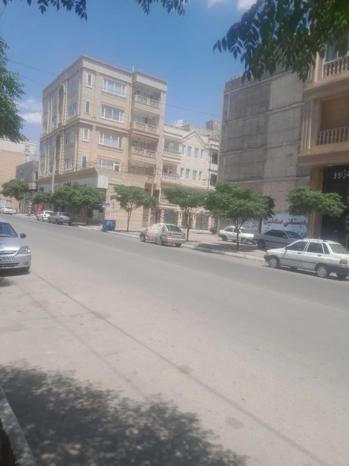 طبقه اول۱۷۰متری نور کلاسیک سبوسی