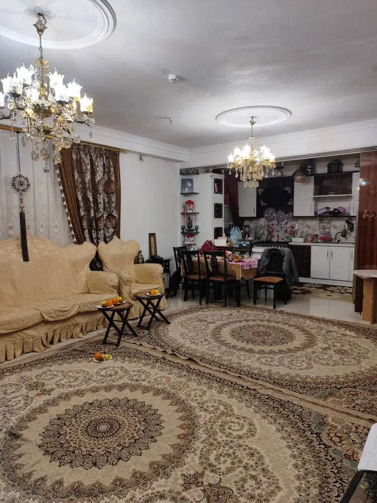 ۸۵متر_دوخواب_نوساز فول امکانات_تفرشی