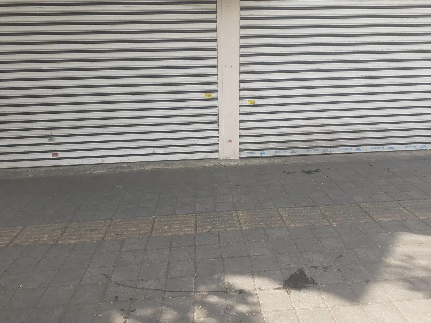 32متر