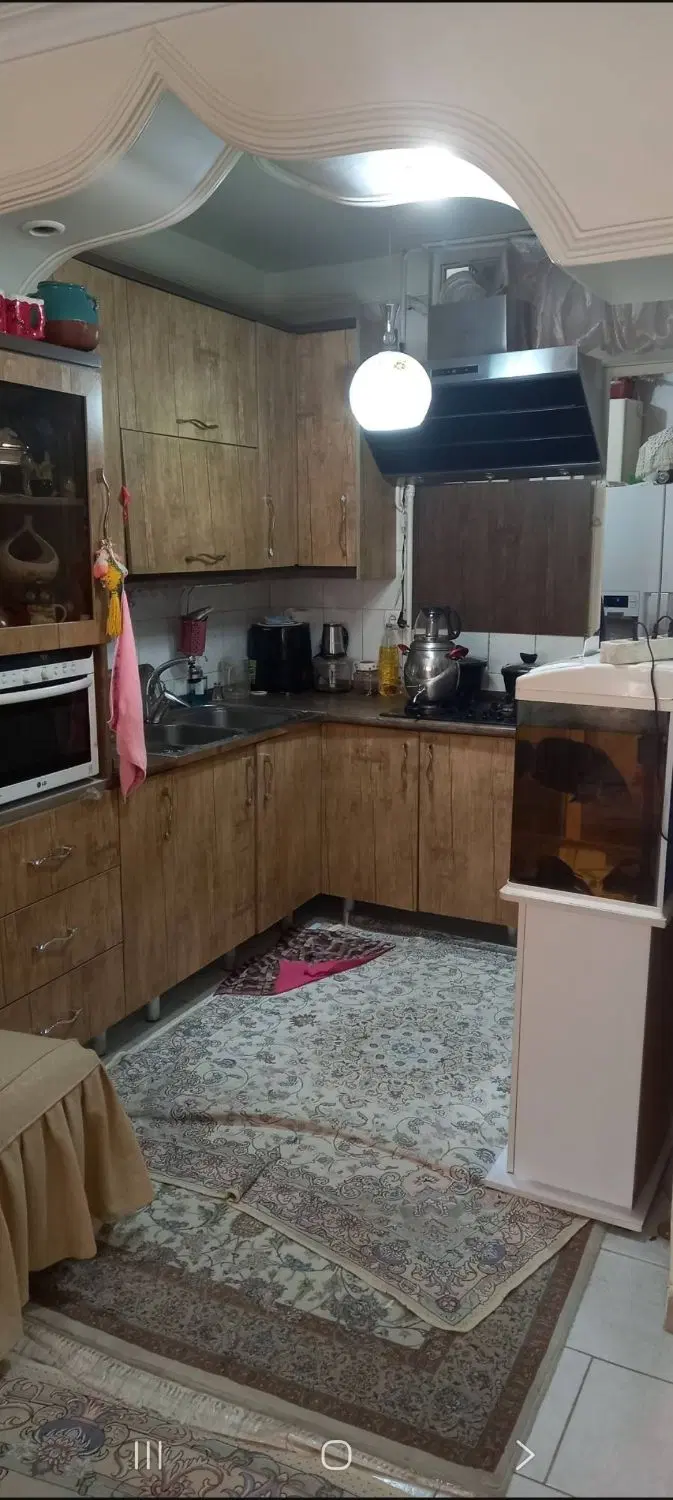 47 متر ط اول پارکینگ و حیاط خلوت و انباری