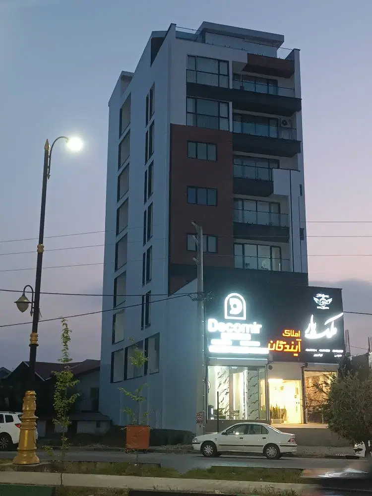 آپارتمان ۱۰۰ متری رینگ ۴۵ متری