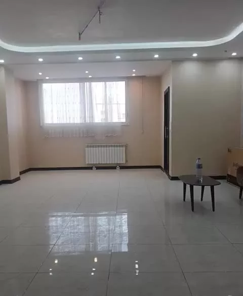 اپارتمان ۱۱۵ متری دوخوابه برخیابان امام خمینی ک۳۸