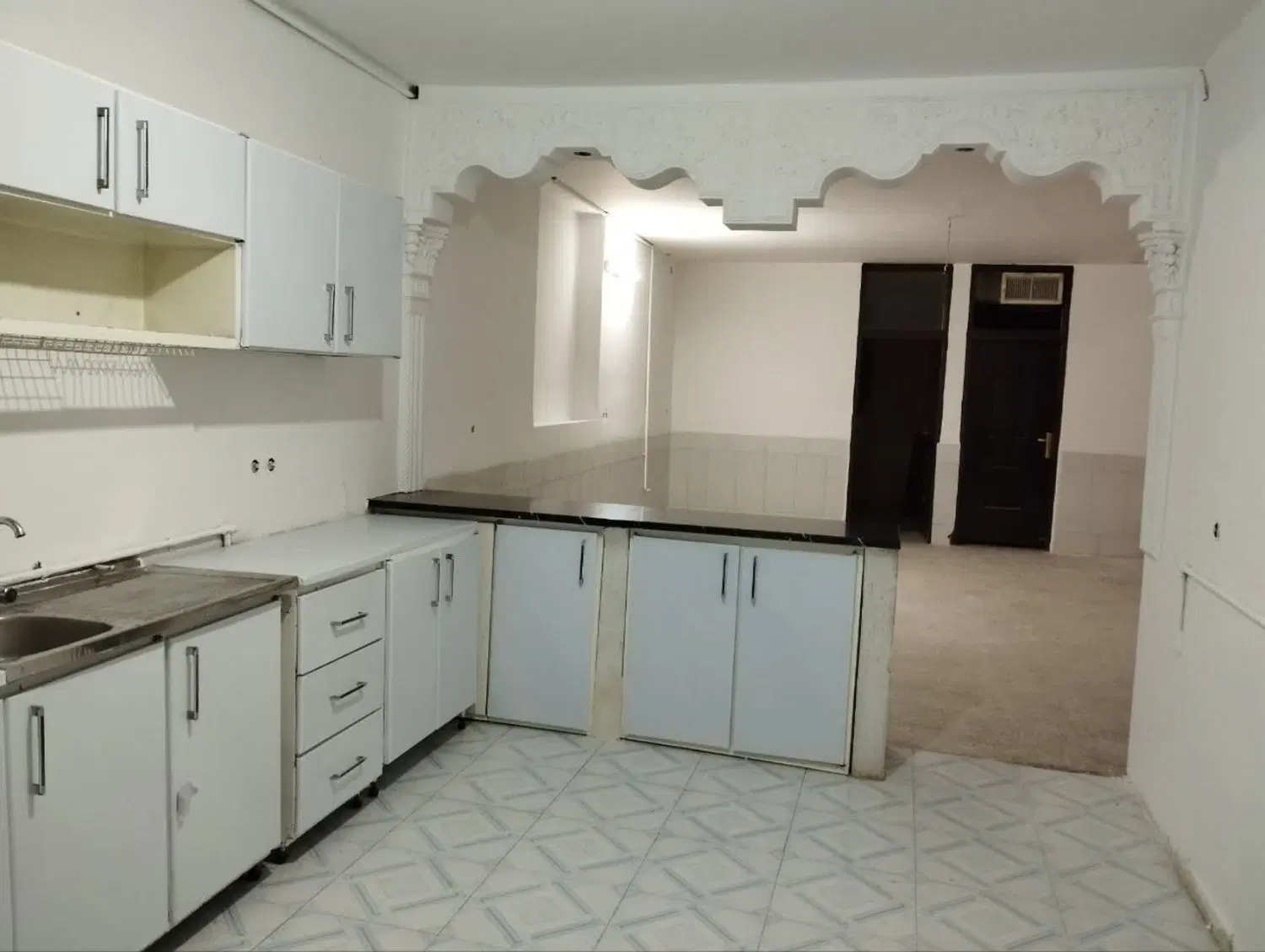 طبقه دوم در یزدانشهر خیابان بهارستان ششم