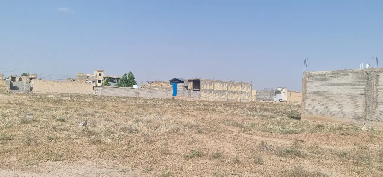 200متر زمین طرح هادی جرسقان