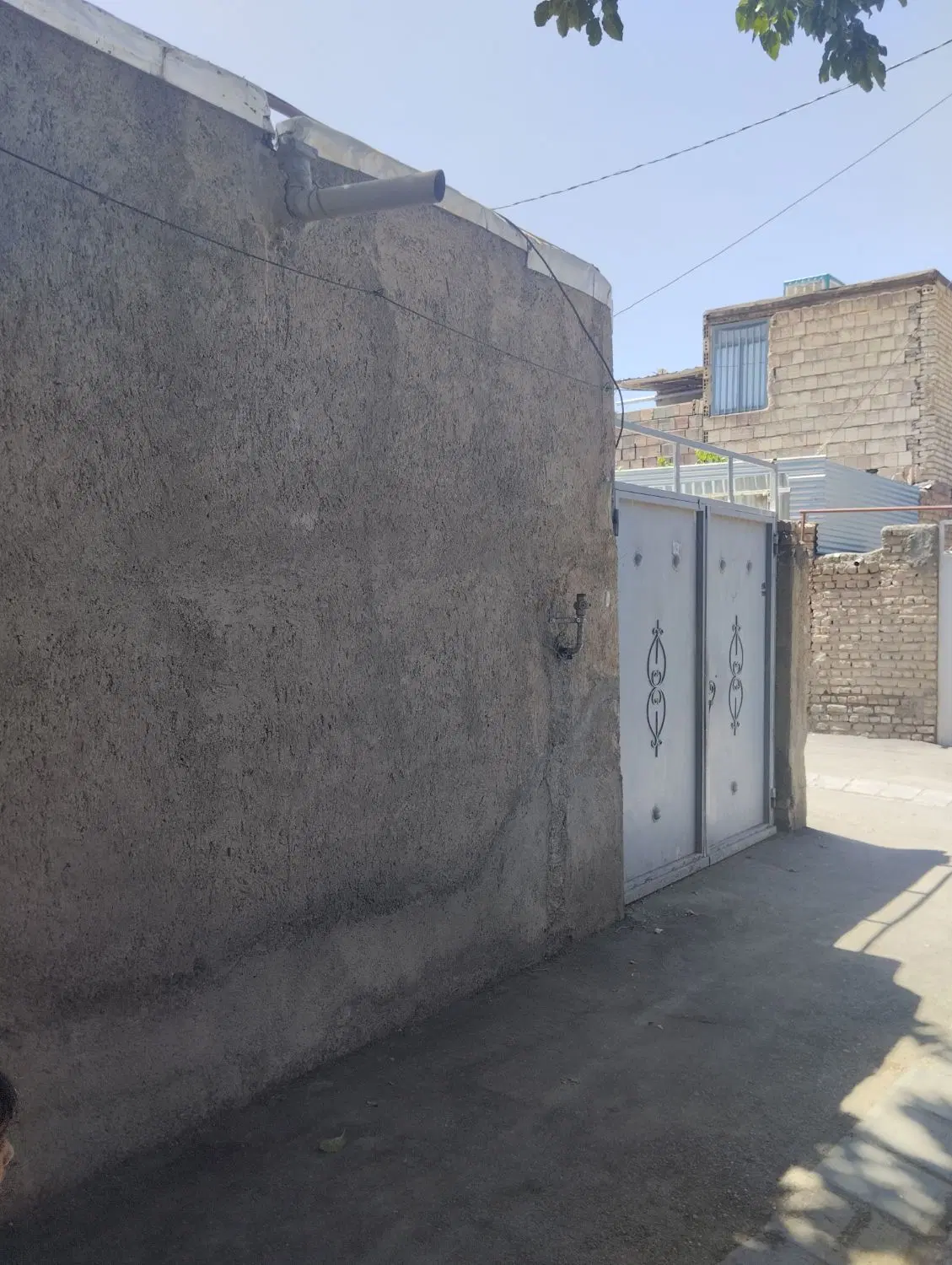 منزل مسکونی دربست