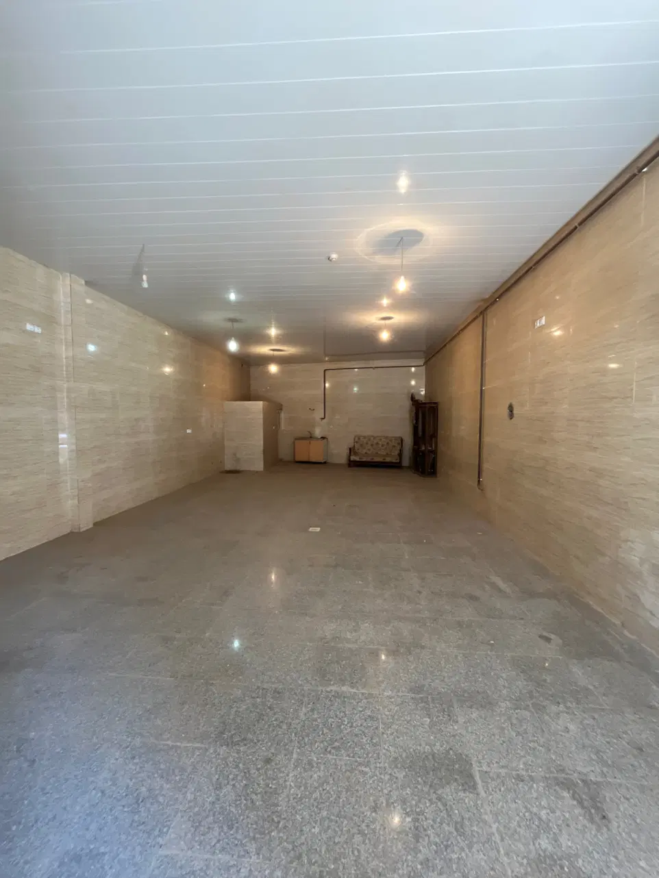 مغازه کارگاهی ۹۰ متر اندیشه