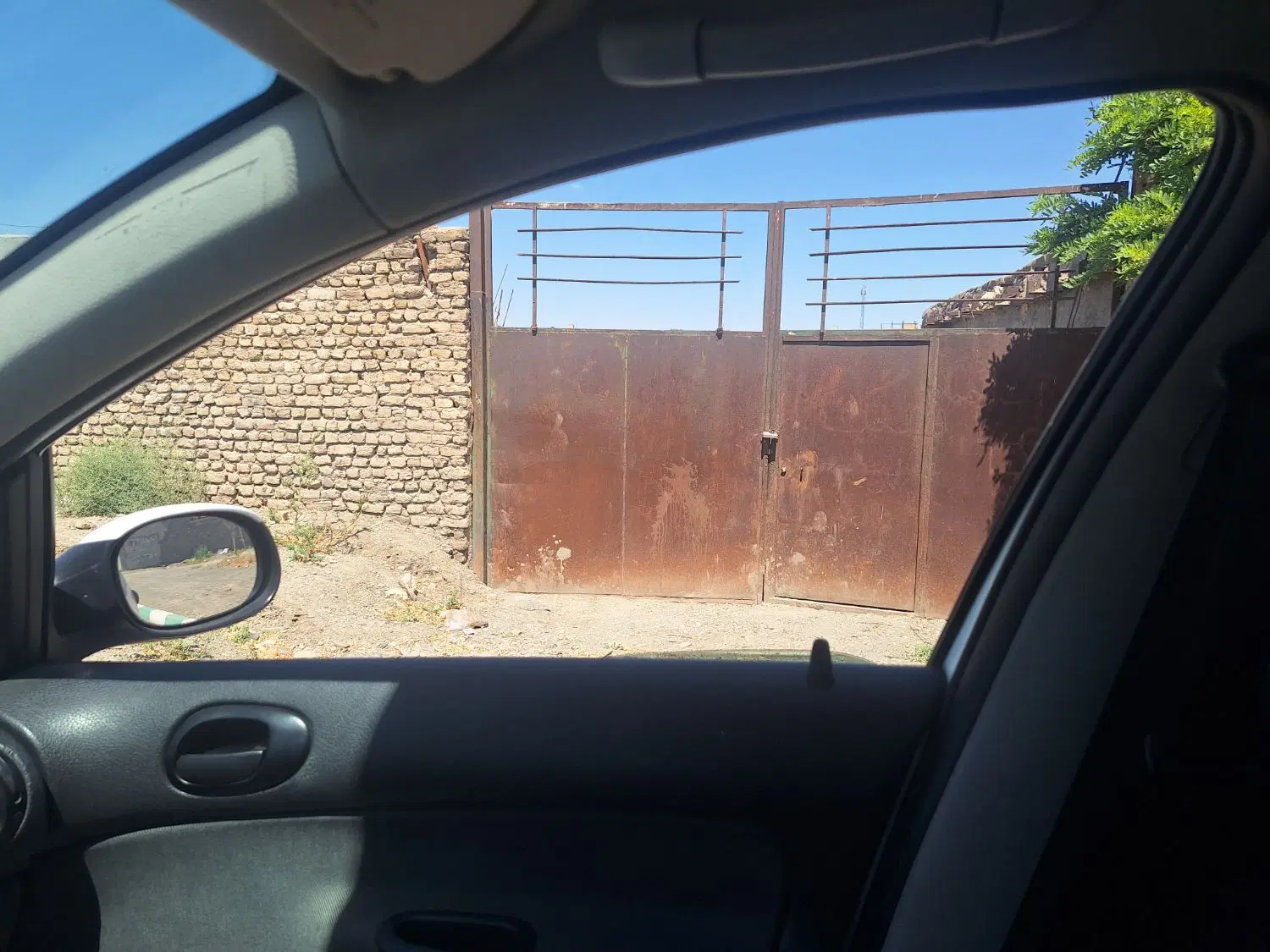 فروش زمین دور دیوار کشاورز۹