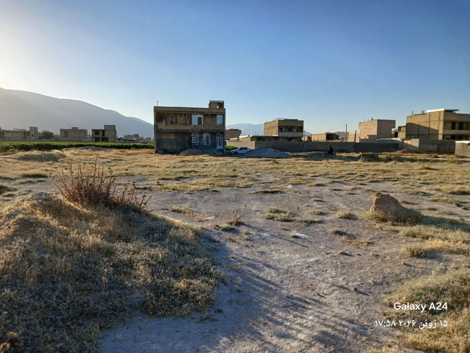 فروش ۲۷۰ متر زمین در محمودآباد شیراز