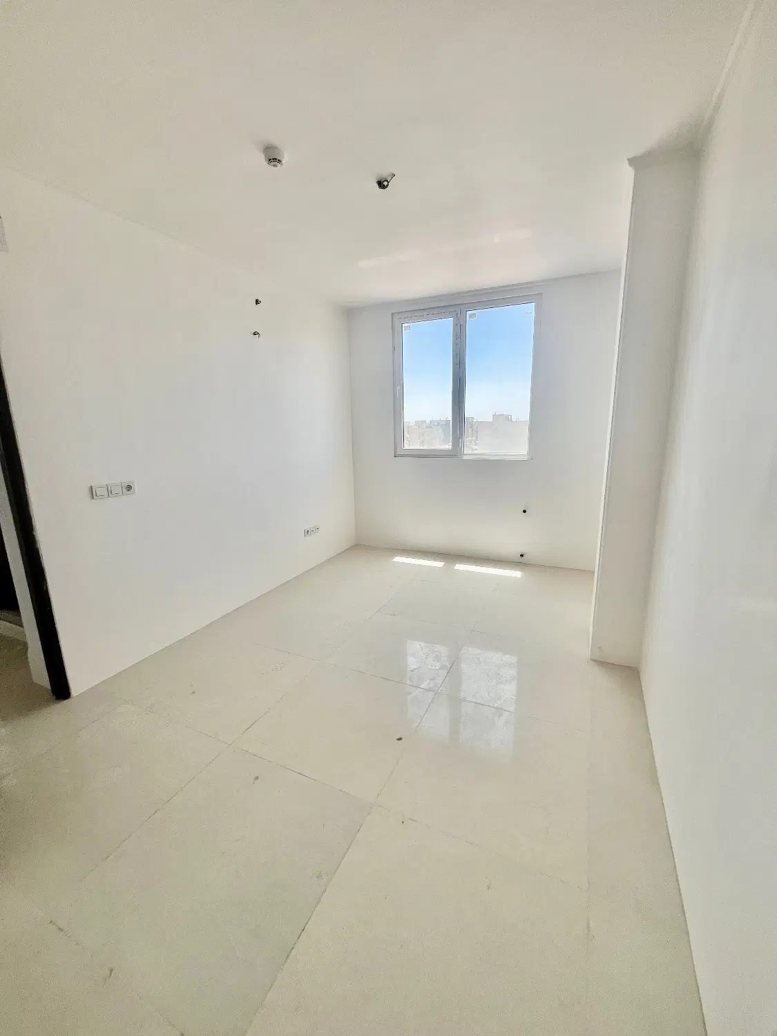 ۸۰ متر _ دو خواب _ سرمایه گذاری