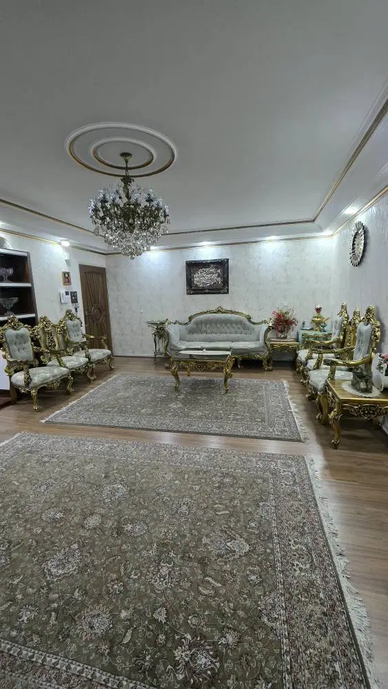 واحد ۷۸ متری خوش نقشه