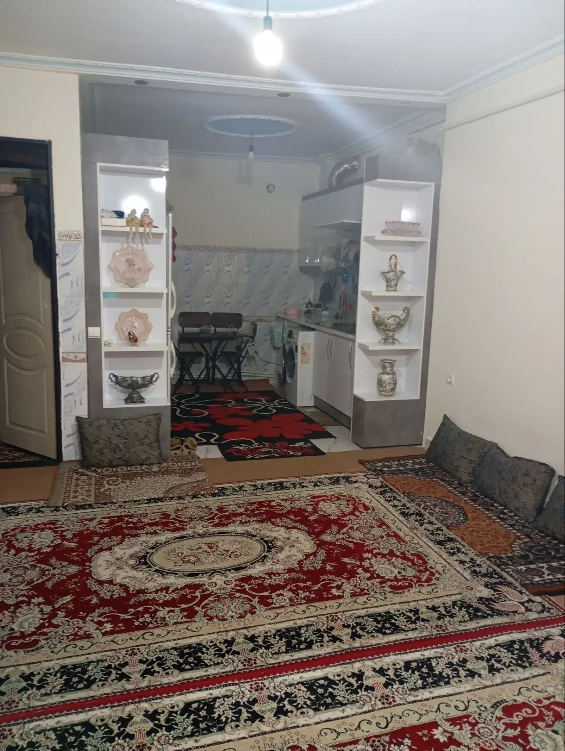 حیاط مفتح میدان تلاش امام دوست پورعلی پل ارم کوثر