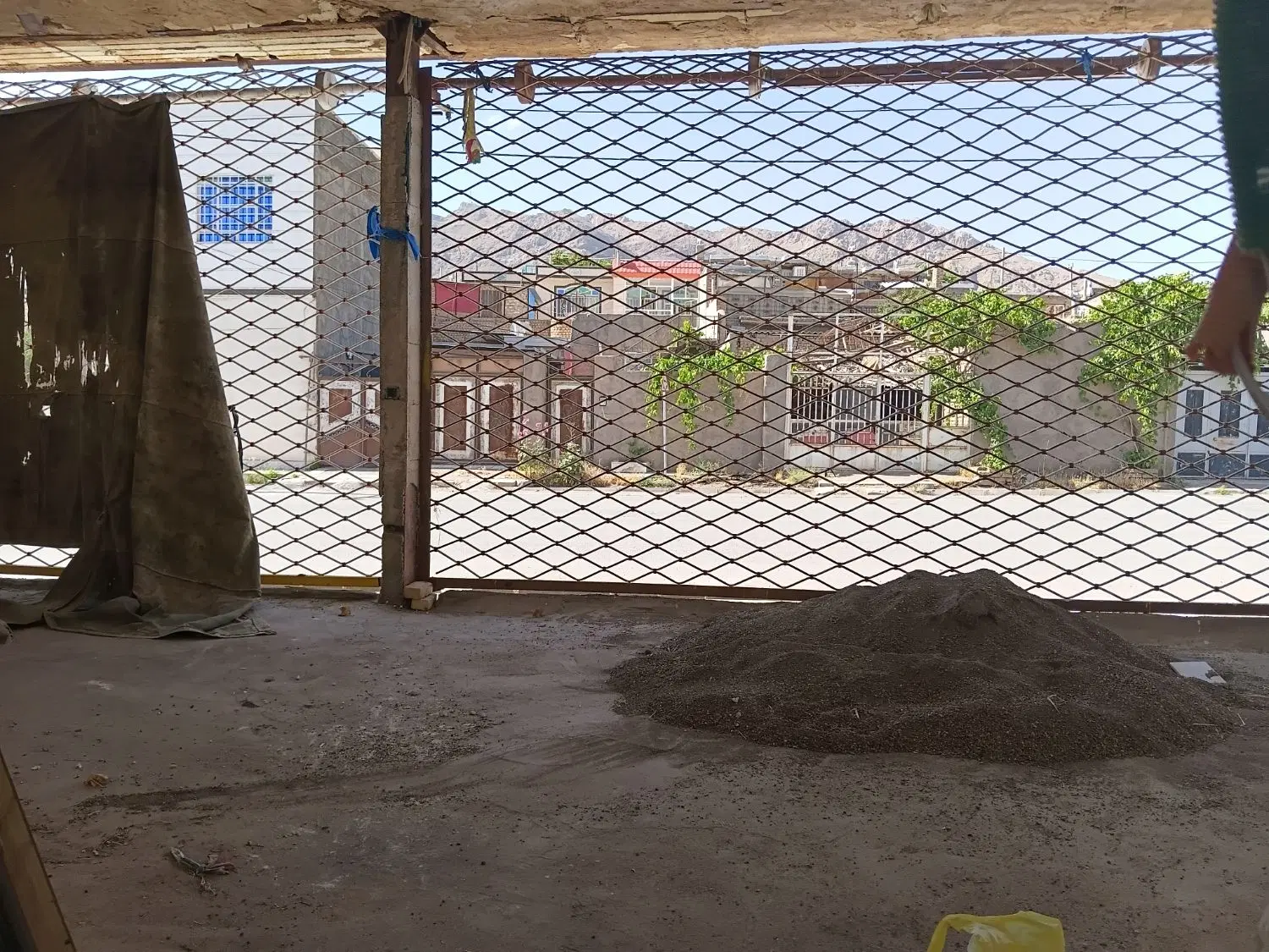 منزل ویلای با مغازه
