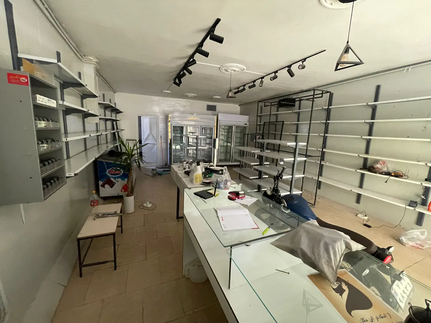 رهن اجاره مغازه خ چهارده معصوم _ واگذاری