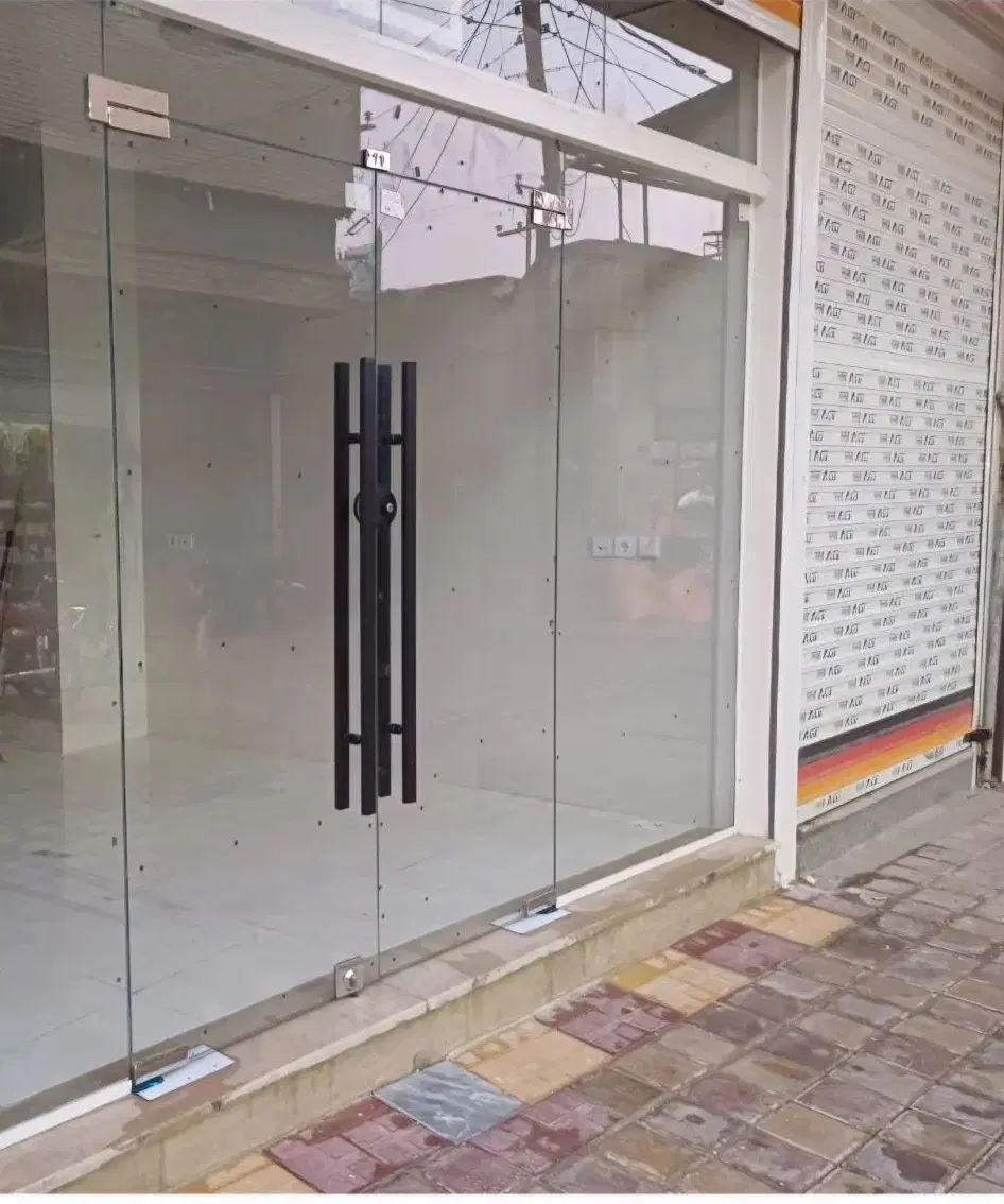 رهن و اجاره مغازه ۴۴متری در مرکز شهر