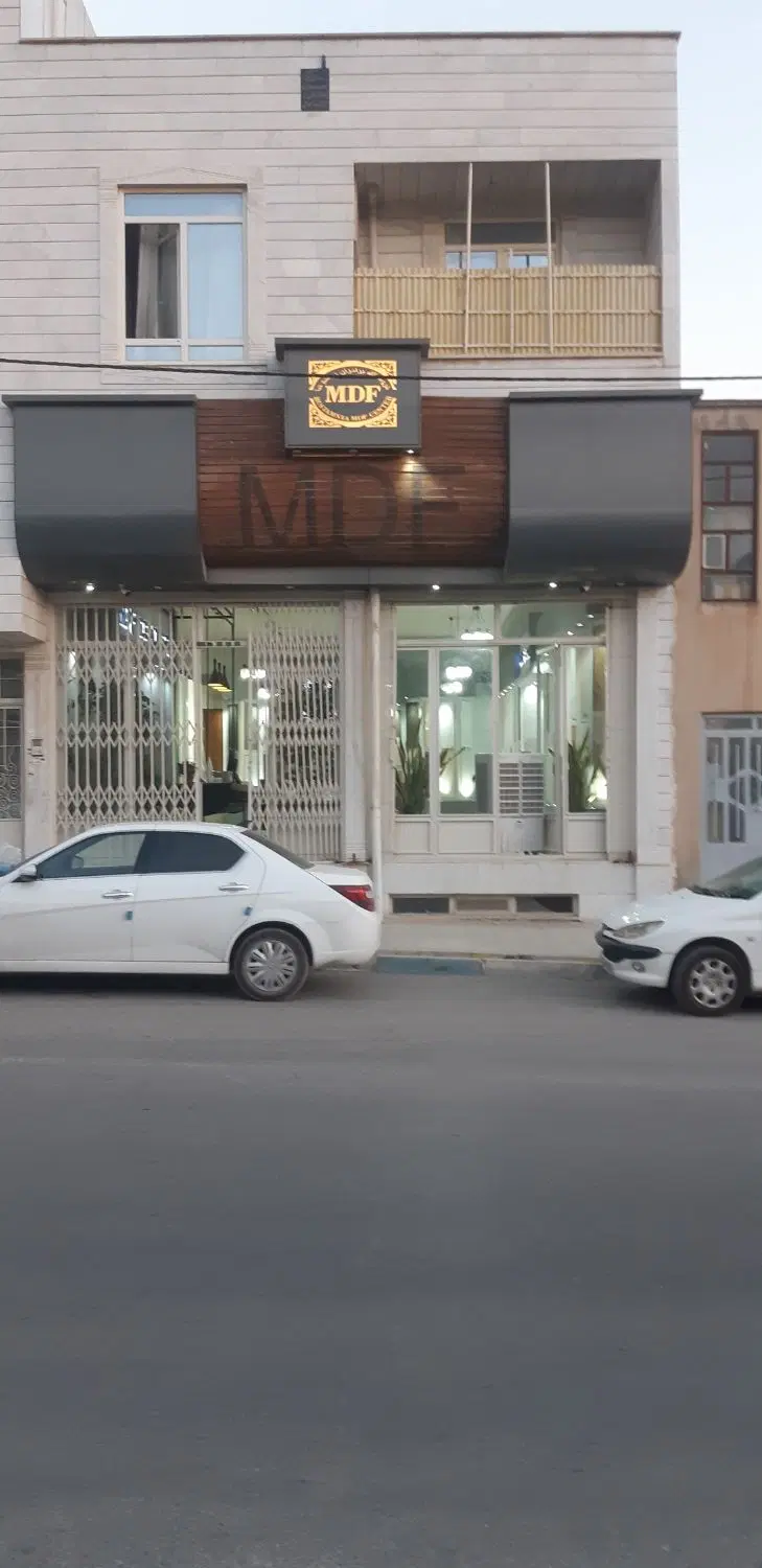 اجاره یک واحد تجاری