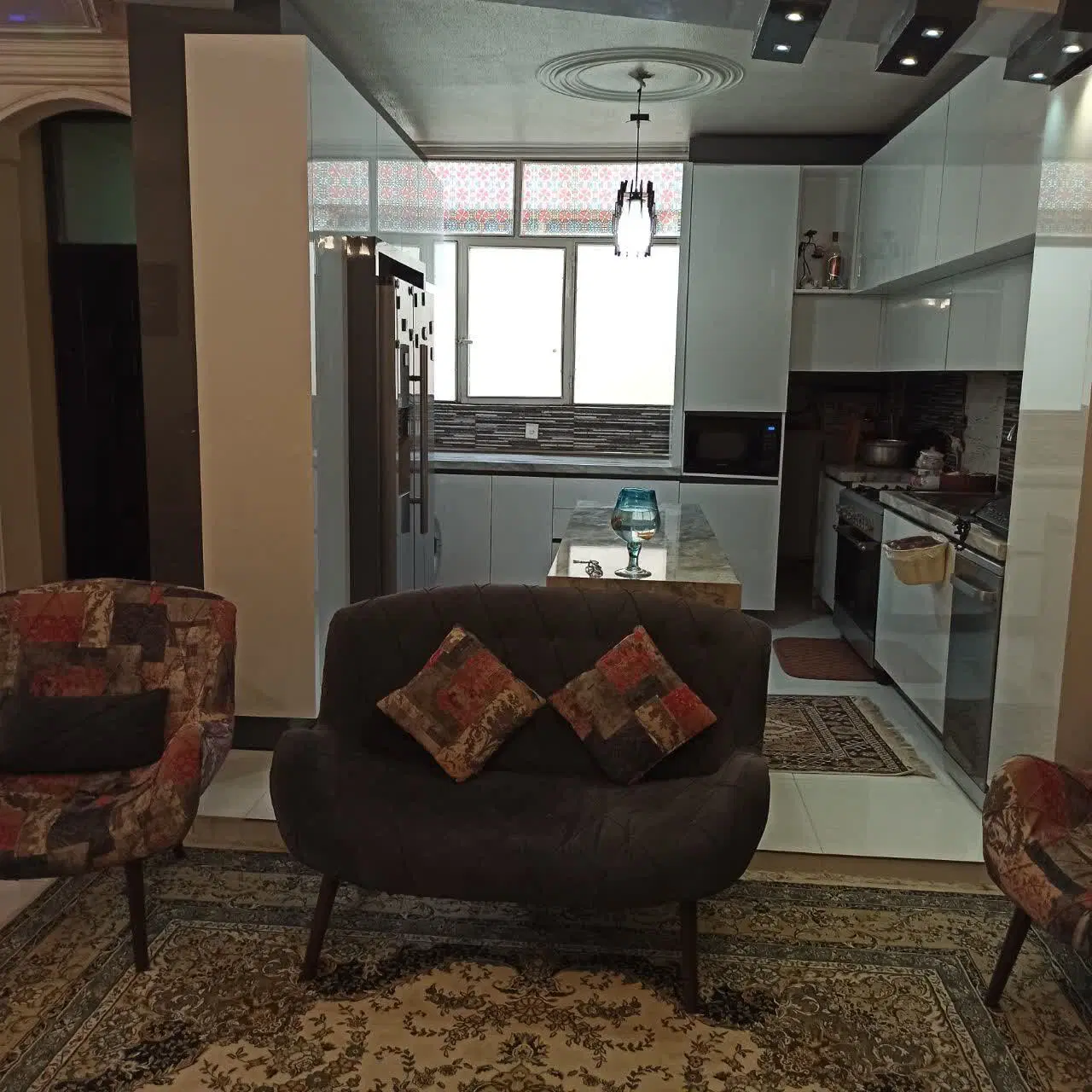 فروش واحد ۳خوابه شیک فردوسی