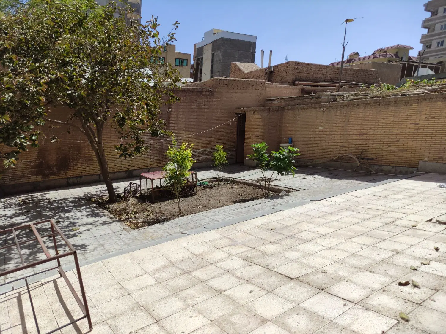 ویلایی 180 متر_3 خواب_خواجو_صالحی_استقلال