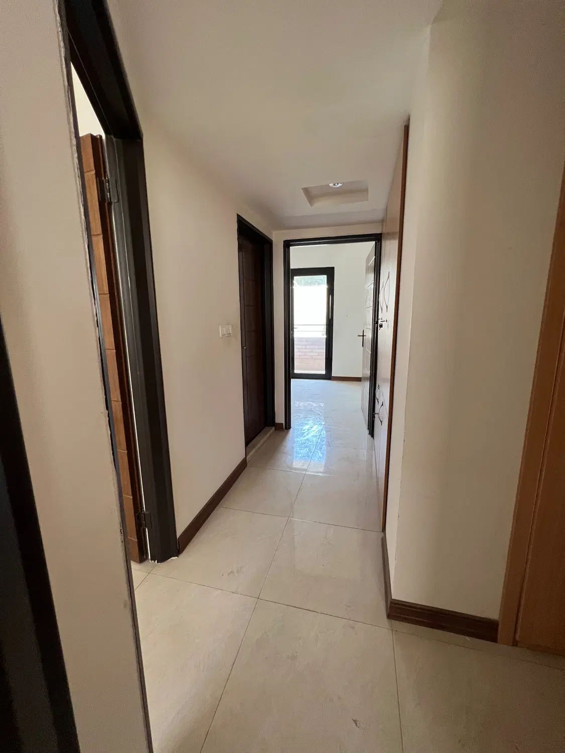 مناسب مطب دنداپزشک و پزشک و دفتر وکالت ومهندسی