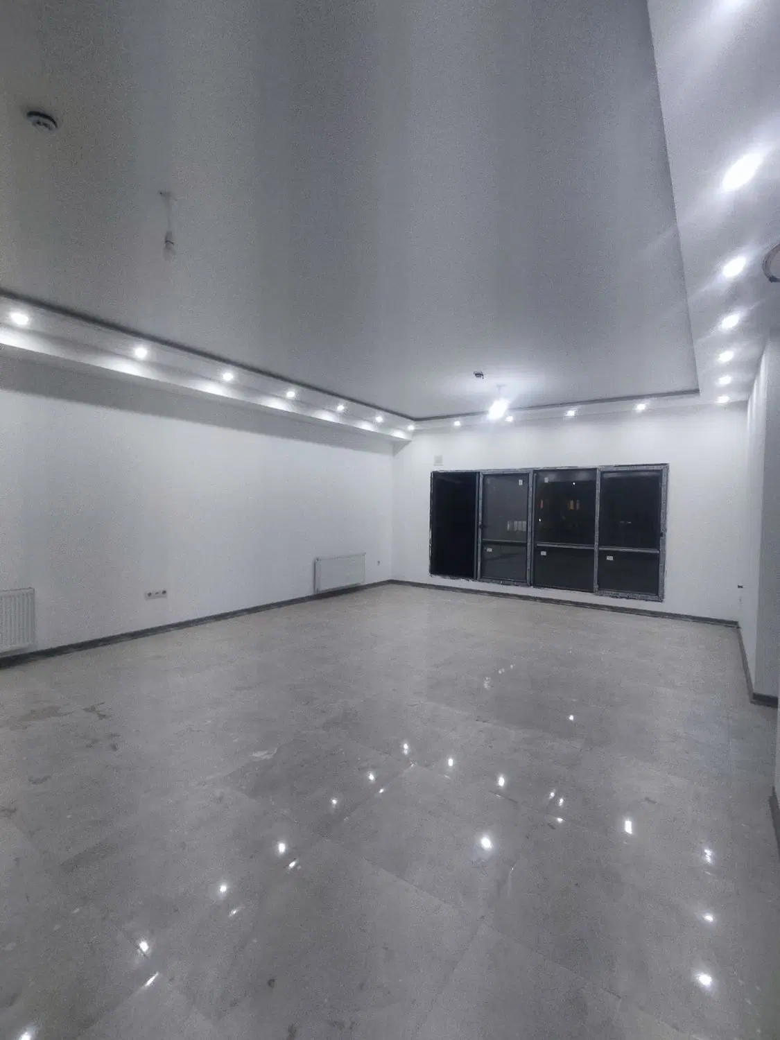 اپارتمان ۱۶۰متر خواب صفر